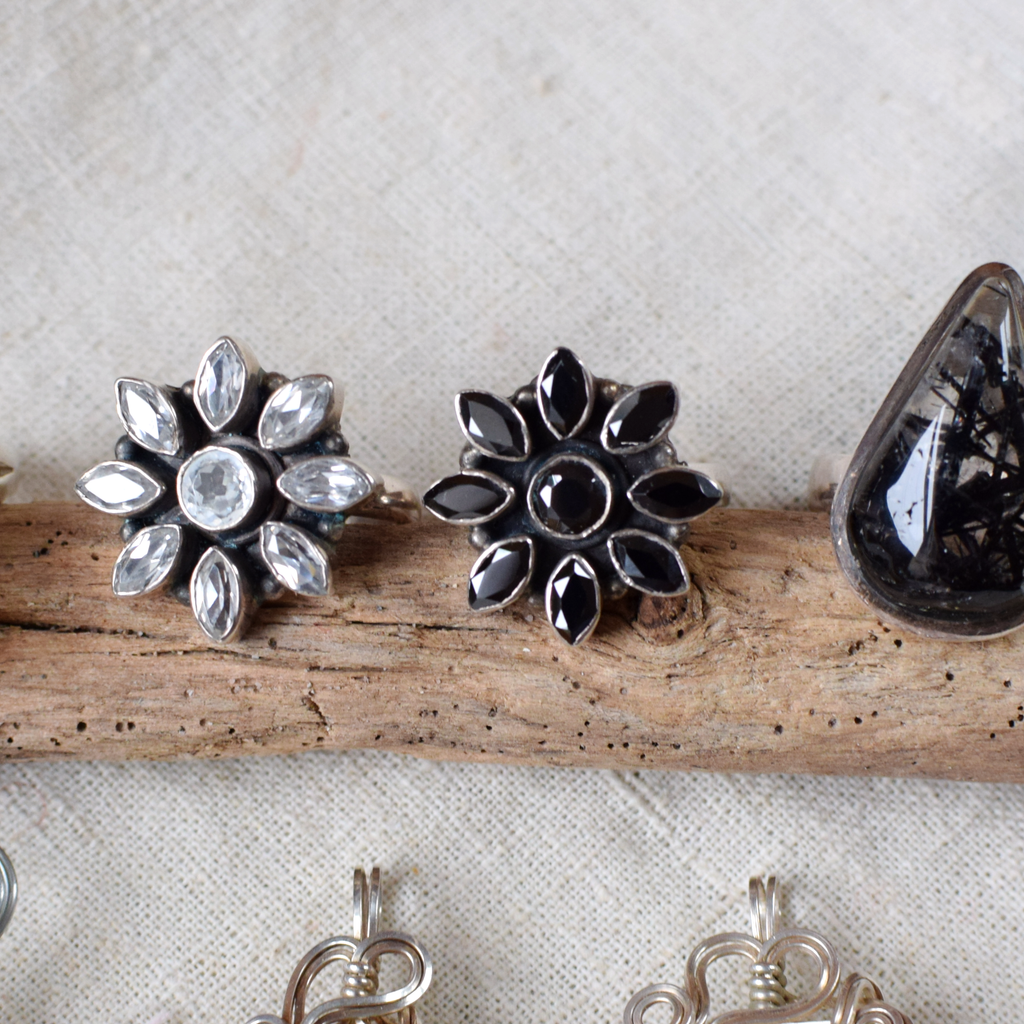 Black Crystal Flower Sterling Silver Ring N+