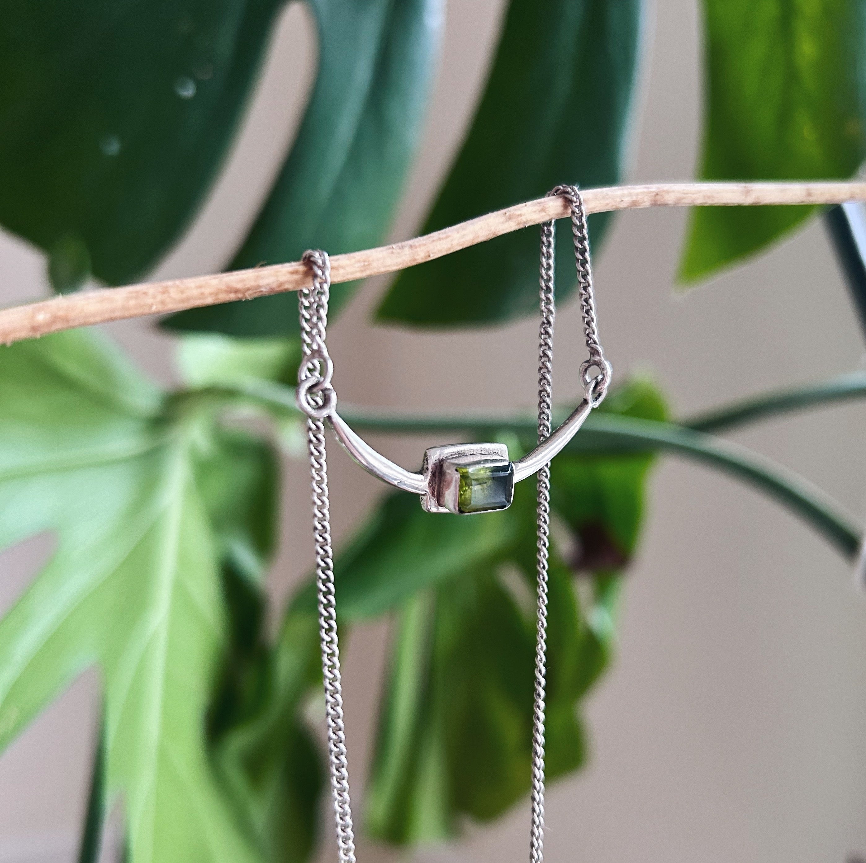 Peridot & sterling silver necklace