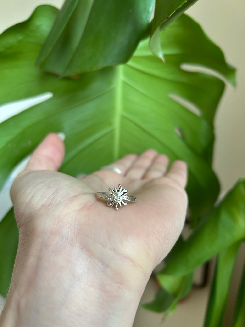 Sterling Silver Sun Face Ring L