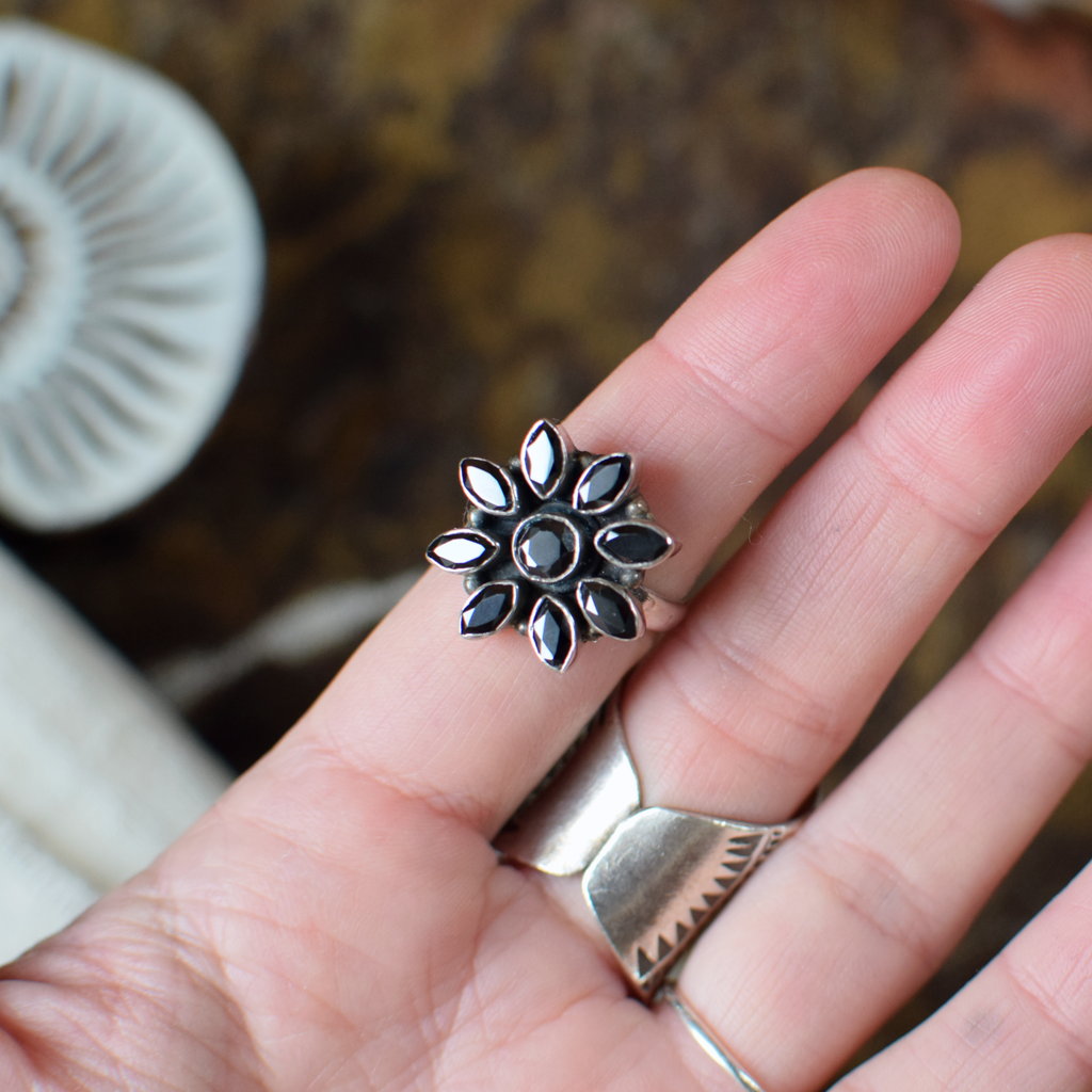 Black Crystal Flower Sterling Silver Ring N+