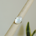 Mother of pearl sterling silver ring L